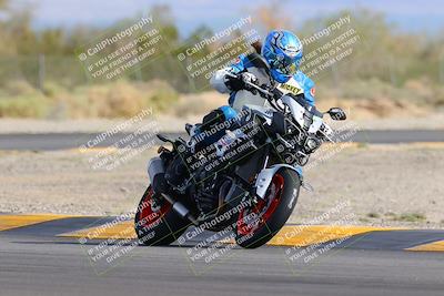 media/Nov-05-2022-SoCal Trackdays (Sat) [[f8d9b725ab]]/Turn 2 (1120am)/